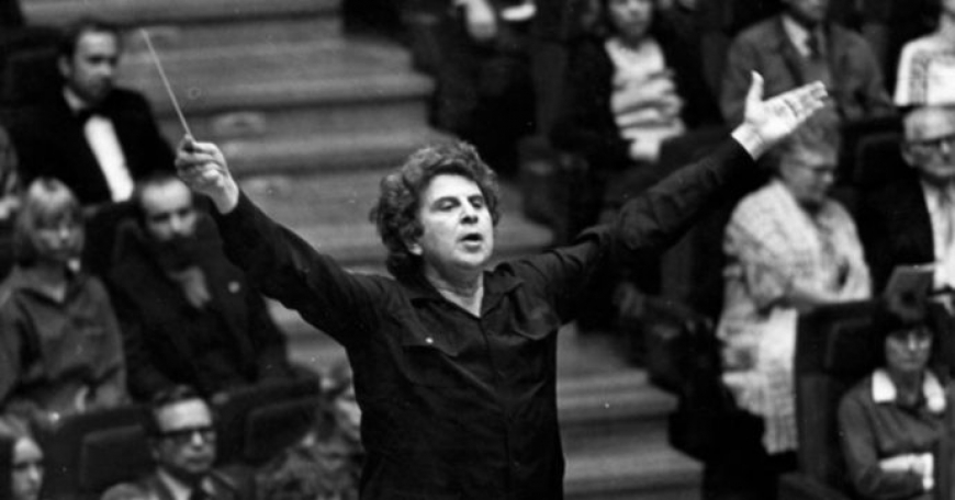 CI HA LASCIATO UN COMPOSITORE TUTTO D&#039;UN PEZZO: MIKIS THEODORAKIS